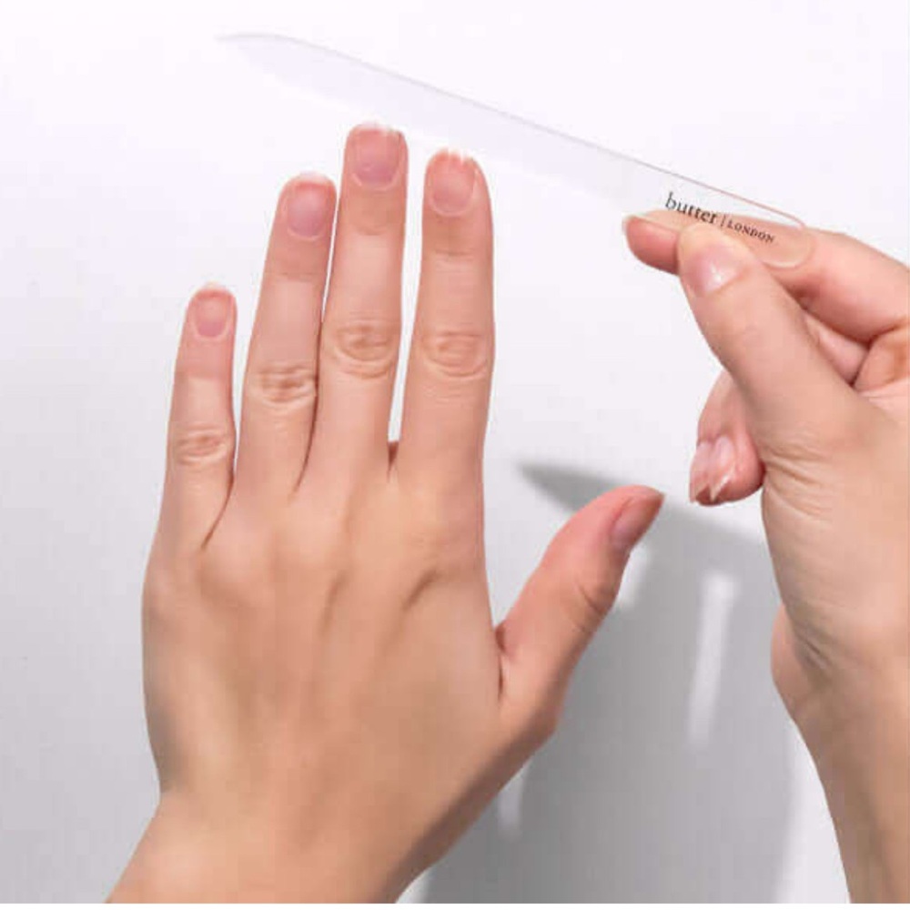 💟3/25$ 🆕NWOB BUTTER LONDON | FULL | Signature Glass Nail File - Picture 8 of 14
